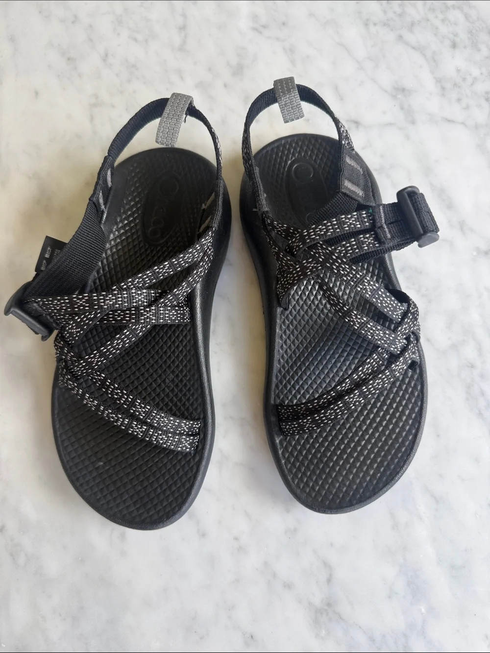 Chaco color hugs
